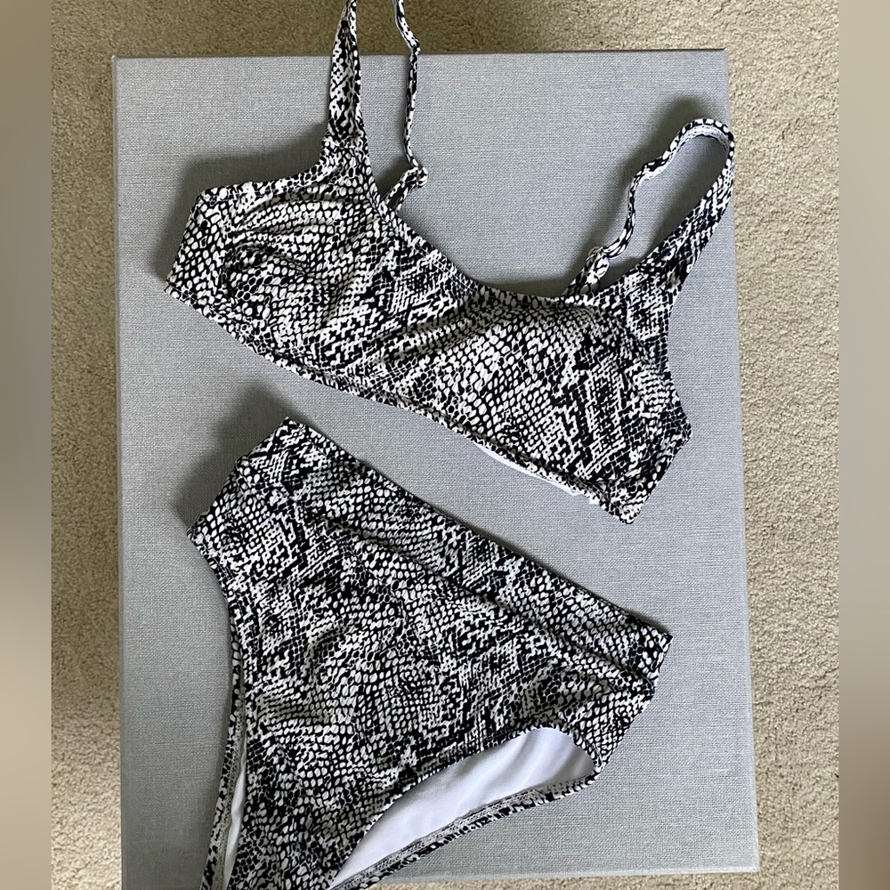 Black and white bikini